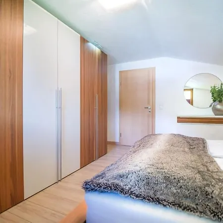 Apartamento Alpenluxus' Panorama With Car Park And Mountain View Mayrhofen